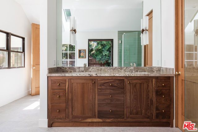 4928 Willowcrest Avenue, Toluca Lake (los Angeles), CA 91601