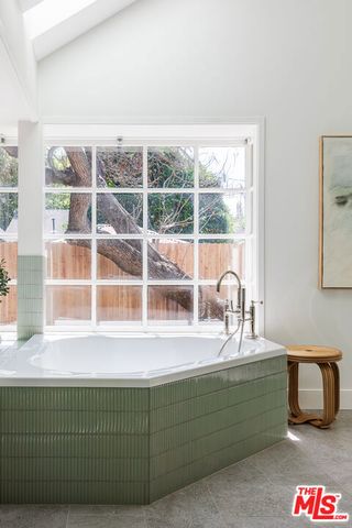 4928 Willowcrest Avenue, Toluca Lake (los Angeles), CA 91601