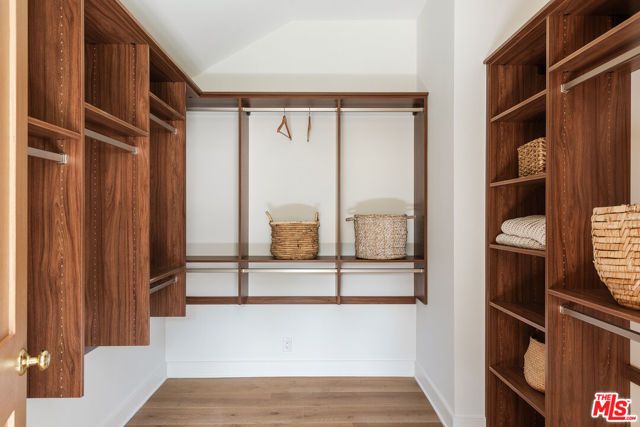 4928 Willowcrest Avenue, Toluca Lake (los Angeles), CA 91601