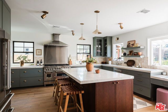 4928 Willowcrest Avenue, Toluca Lake (los Angeles), CA 91601