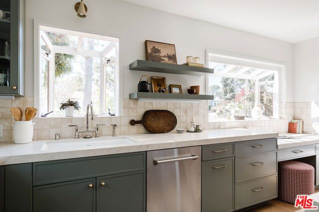 4928 Willowcrest Avenue, Toluca Lake (los Angeles), CA 91601