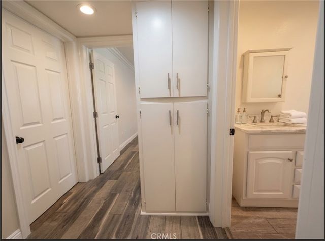 5354 Lindley 204, Los Angeles, CA 91316