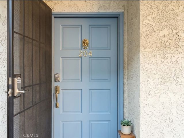 5354 Lindley 204, Los Angeles, CA 91316