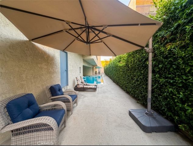 5354 Lindley 204, Los Angeles, CA 91316