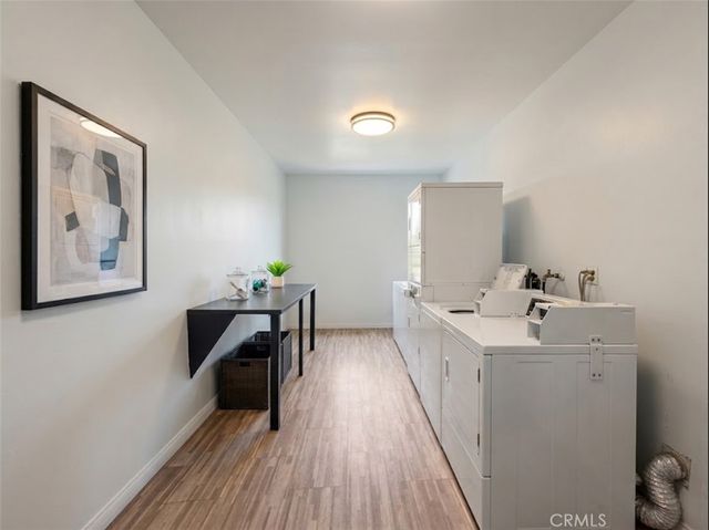 5354 Lindley 204, Los Angeles, CA 91316