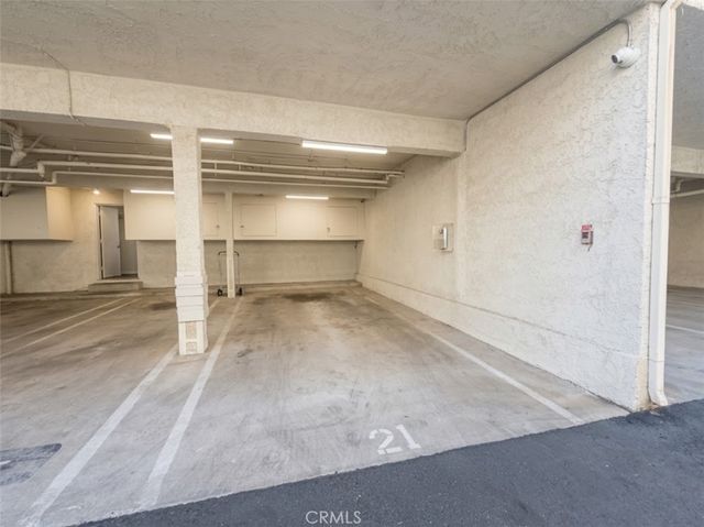 5354 Lindley 204, Los Angeles, CA 91316