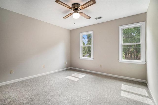 4390 Inns Brook Drive, Snellville, GA 30039