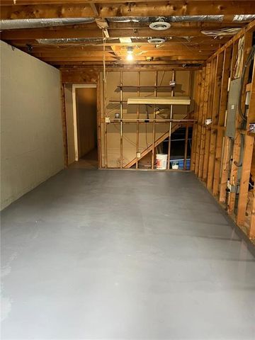 4390 Inns Brook Drive, Snellville, GA 30039