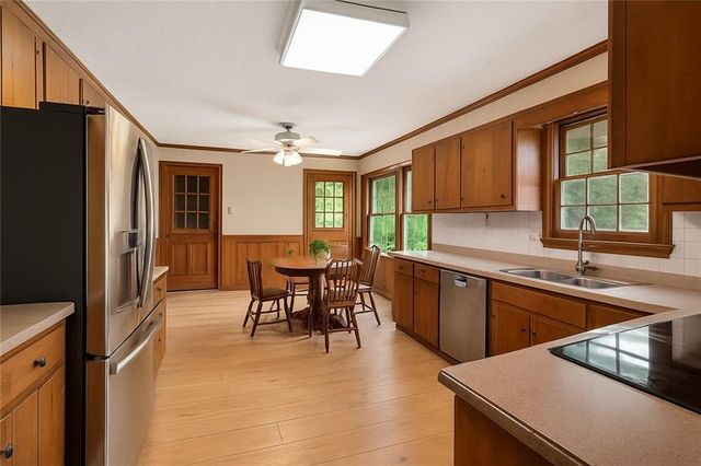 4390 Inns Brook Drive, Snellville, GA 30039