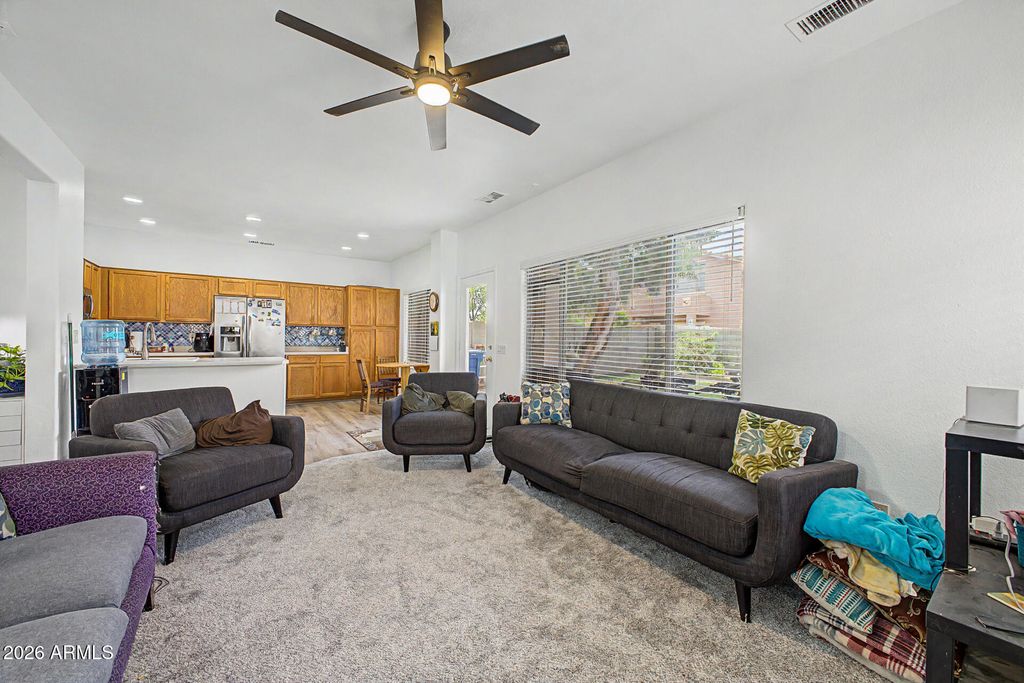 Image 13 of property listing at 4030 E Wagon Circle, Gilbert, AZ 85297