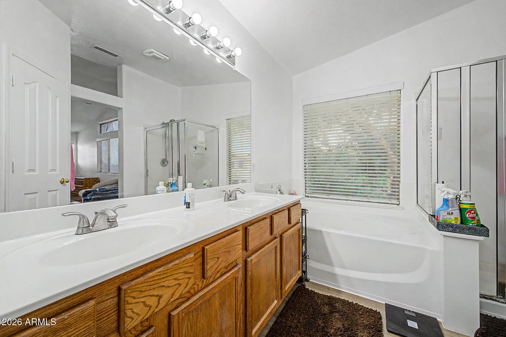 Image 23 of property listing at 4030 E Wagon Circle, Gilbert, AZ 85297