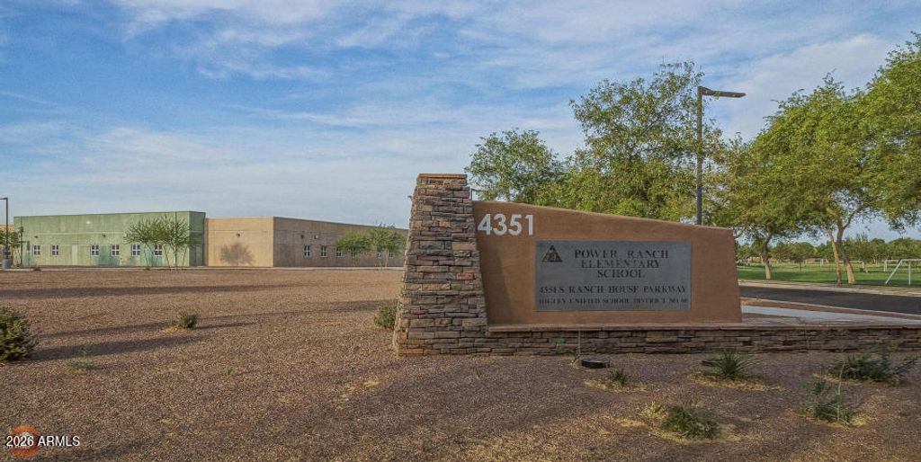 Image 37 of property listing at 4030 E Wagon Circle, Gilbert, AZ 85297