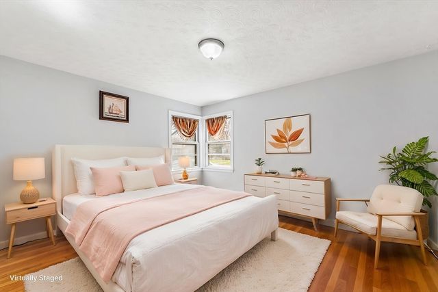 35 Woodway Dr, Shrewsbury, MA 01545