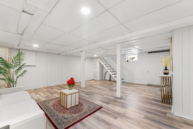 35 Woodway Dr, Shrewsbury, MA 01545