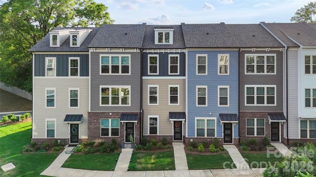 318 Simeon Drive, Charlotte, NC 28208