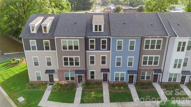 318 Simeon Drive, Charlotte, NC 28208