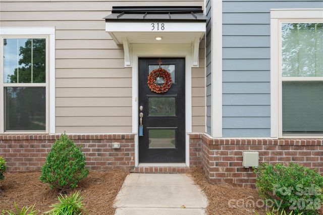 318 Simeon Drive, Charlotte, NC 28208