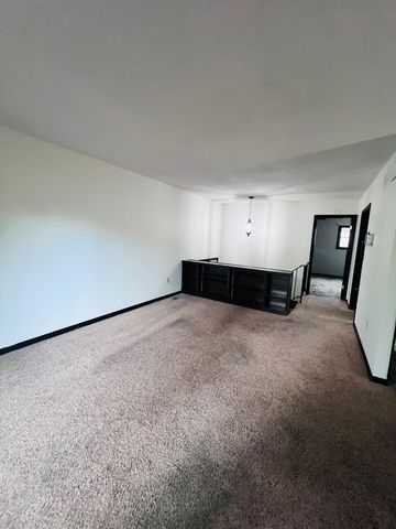 506 N Birch Ave, Valley Center, KS 67147