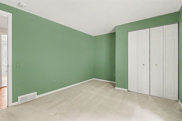 910 S Shady Hollow Circle, Bloomfield Hills, MI 48304