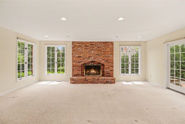 910 S Shady Hollow Circle, Bloomfield Hills, MI 48304