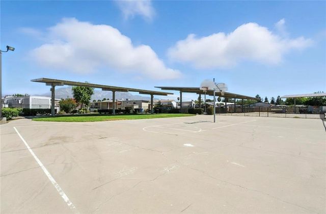 5580 Moreno Street 37, Montclair, CA 91763