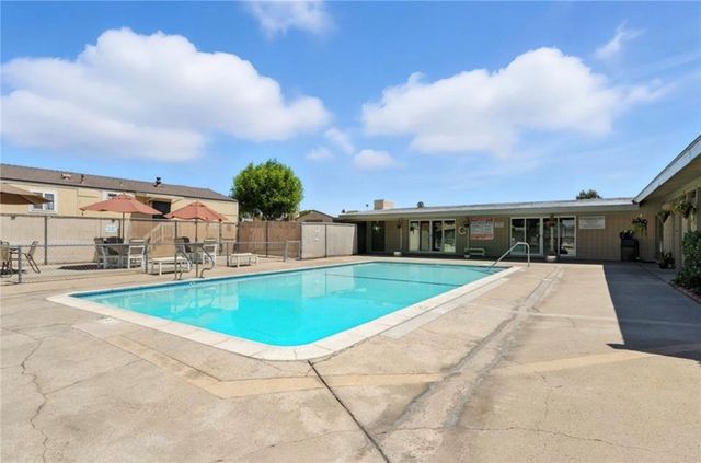 5580 Moreno Street 37, Montclair, CA 91763