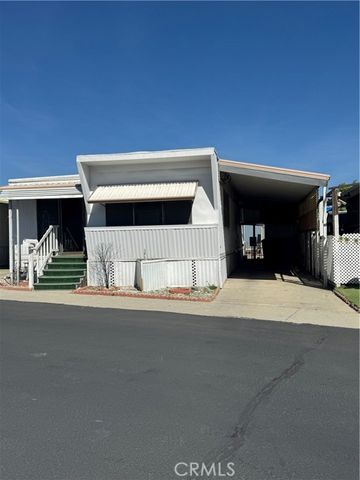 5580 Moreno Street 37, Montclair, CA 91763