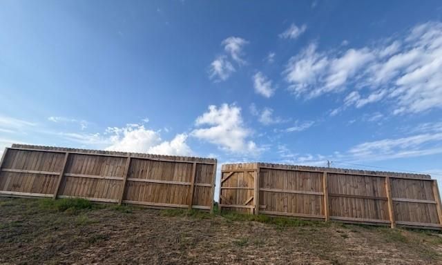 601 Road 5854, Cleveland, TX 77327