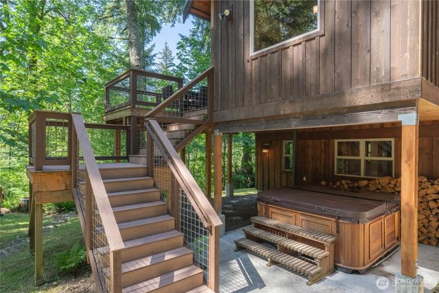 8574 Mount Baker Highway, Deming, WA 98244