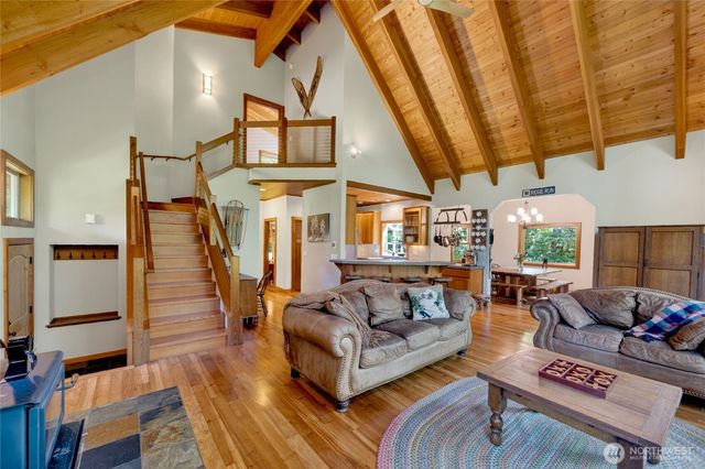 8574 Mount Baker Highway, Deming, WA 98244