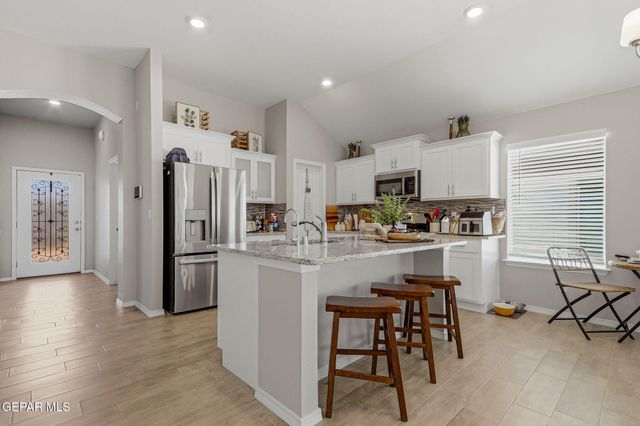 13977 Margaret Ponce Avenue, Horizon City, TX 79928