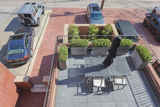 212 Commonwealth Avenue 1, Boston, MA 02116