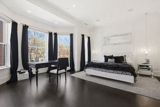 212 Commonwealth Avenue 1, Boston, MA 02116