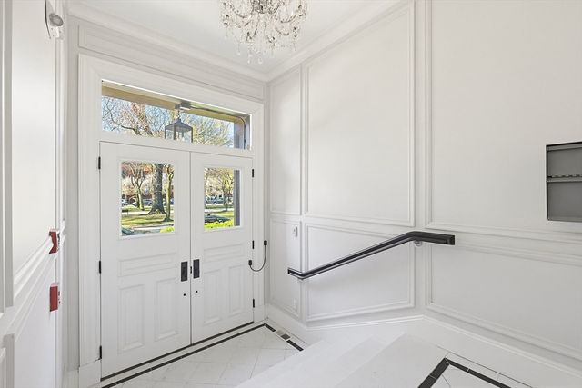212 Commonwealth Avenue 1, Boston, MA 02116