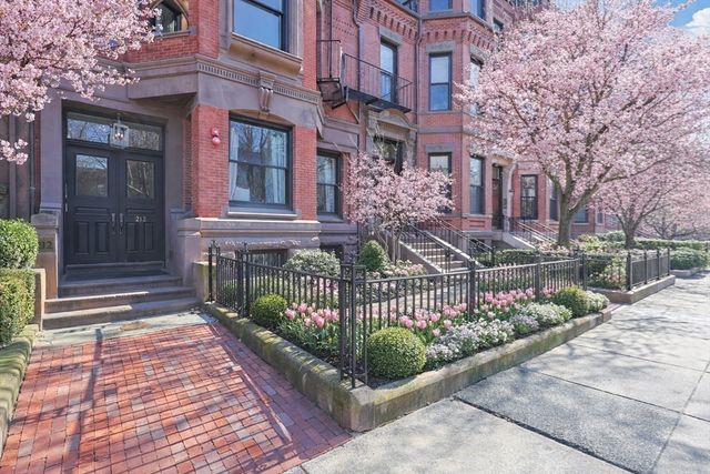 212 Commonwealth Avenue 1, Boston, MA 02116
