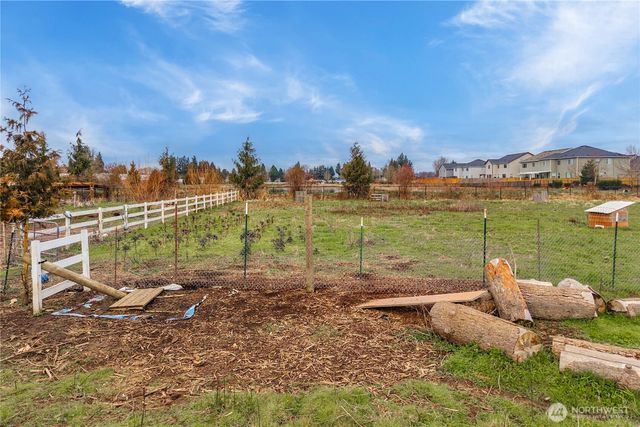 6905 60th Street E, Puyallup, WA 98371