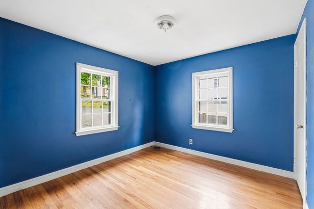 37 Jordan St, Beverly, MA 01915
