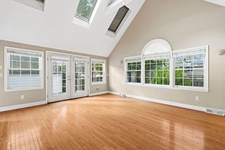 37 Jordan St, Beverly, MA 01915