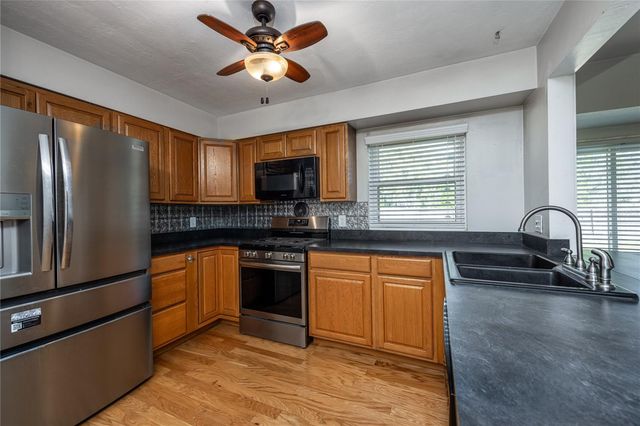 7604 SW 56TH AVENUE, Gainesville, FL 32608