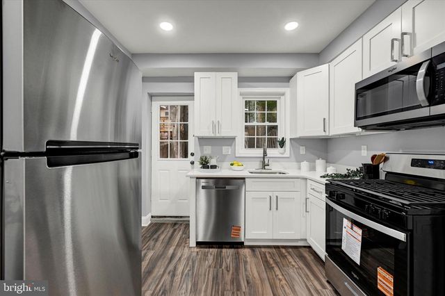 864 LEMMON ST, Baltimore, MD 21201