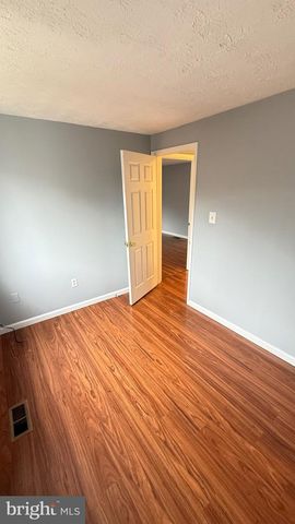 6410 KILLARNEY ST, Clinton, MD 20735