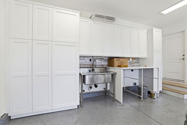 2180 Sufonet Drive, San Jose, CA 95124