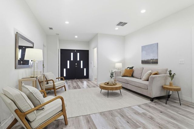 2180 Sufonet Drive, San Jose, CA 95124