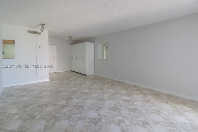 800 West Ave 509, Miami Beach, FL 33139