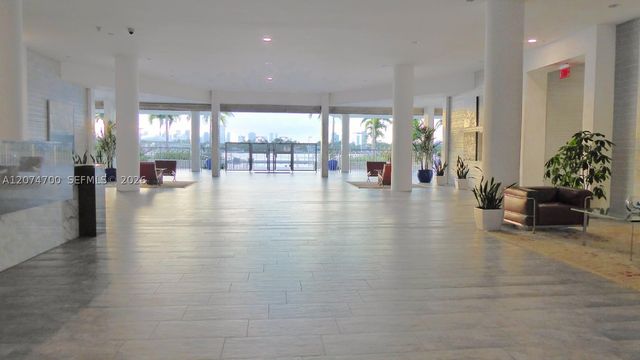 800 West Ave 509, Miami Beach, FL 33139