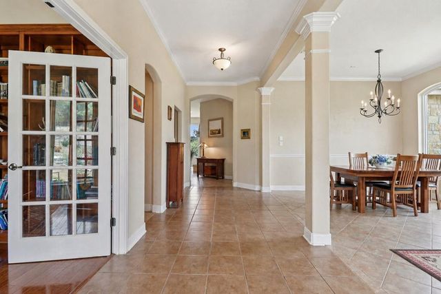 113 Spring Branch Dr., Kerrville, TX 78028