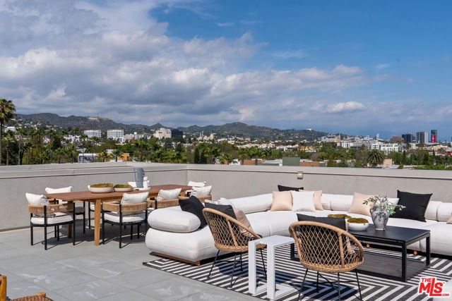 7428 Santa Monica Boulevard 501, West Hollywood, CA 90046