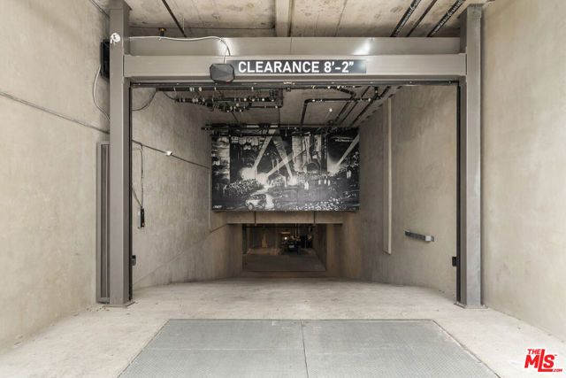 7428 Santa Monica Boulevard 501, West Hollywood, CA 90046