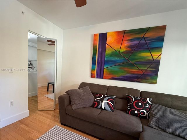 1900 Van Buren St 317B, Hollywood, FL 33020