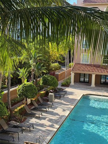 1900 Van Buren St 317B, Hollywood, FL 33020